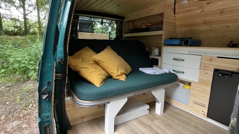 Mounty – 2-seater Volkswagen campervan from 2021