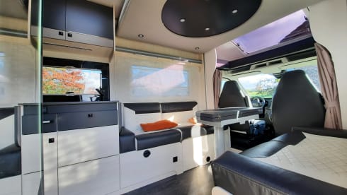 'Kath' – 4p Chausson semi-integrated from 2023