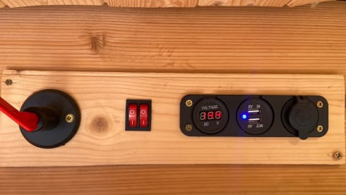 Tyson the Boxer – All year round camper hire with log burner for those colder nights