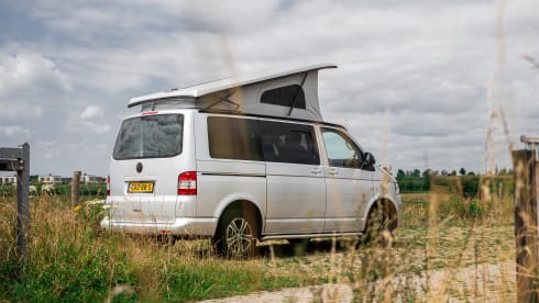 Flipje – 4p Volkswagen bus camper