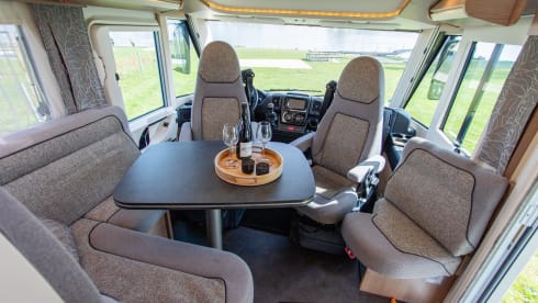 Luxury Carthago Malibu all-in concept 