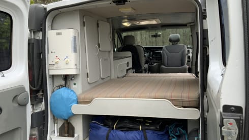Fully equipped van for 2