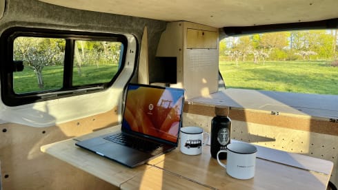 FLO – "FLO" the Climate Camper - A Fully Electric VW ID Buzz Campervan