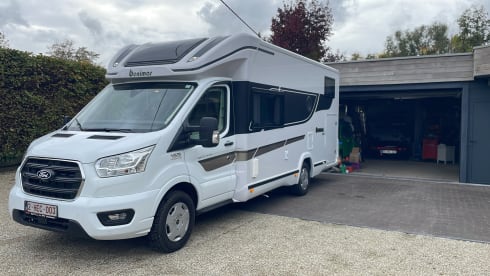 5p Benimar semi-integrated uit 2025