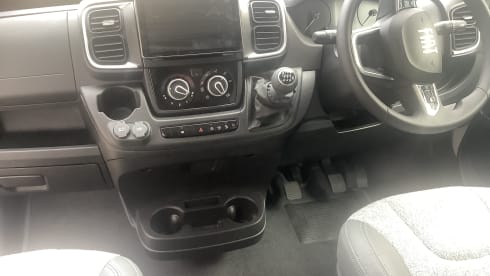  Autotrail Expedition 68 Pop Top 2/3/4 Berth