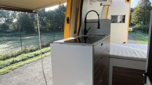Cheerful L2H2 Camper 2020 (Off-Grid)
