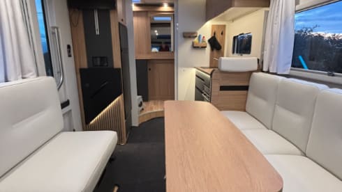 Hercules – Voyager – Wohnmobil mit 5 Schlafplätzen