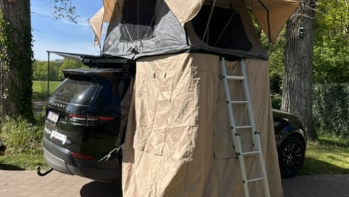 The one and only – Landrover discovery 5 met daktent 