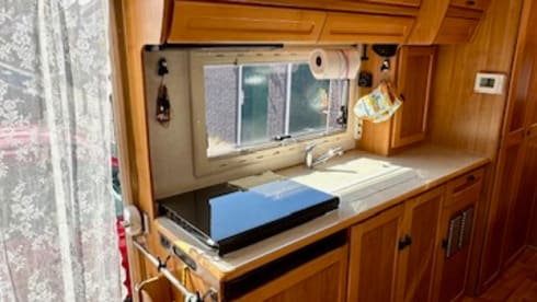 Bessie – 2p Hymer integrated uit 1995