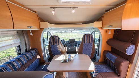 Burstner 2p – Burstner camper, fully equipped and complete inventory!!