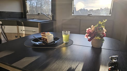 Titanium – Luxury 4 person Camper (extra air conditioning, smart TV, Alpine navigation/radio)