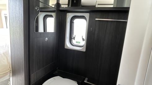A'Laise – 2 volwassen+(1 kind)campervan 