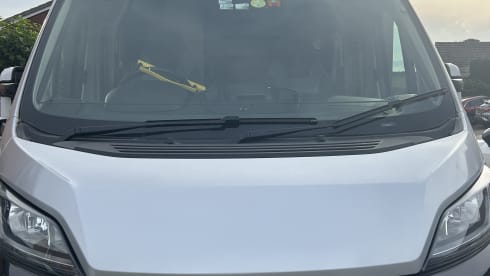 Arthur – Camping-car 2021 Automatique Lit Français Starlink WiFi Illimité 