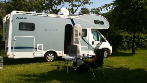 very nice large camper for rent note C driver's license