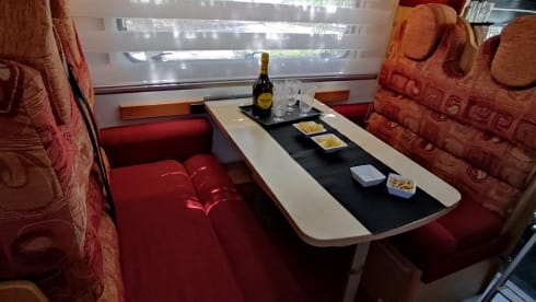 Camper for 4 comfortable seats