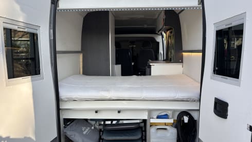 Fiat Ducato 2 or 4 pers. Buscamper - Off grid - Bench air conditioning - Underfloor heating