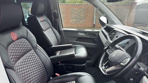 Red adventure – 4 berth Volkswagen campervan from 2020