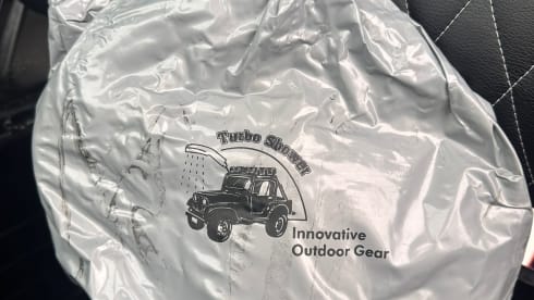 Tommy – 4 berth Volkswagen campervan from 2012