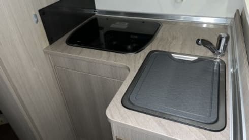 4p Bürstner 160 hp semi-integrated (2013)