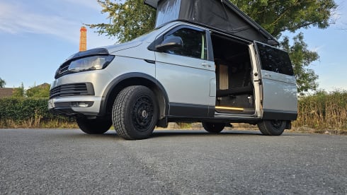 Silverline Swamper – 4 berth Volkswagen campervan from 2018