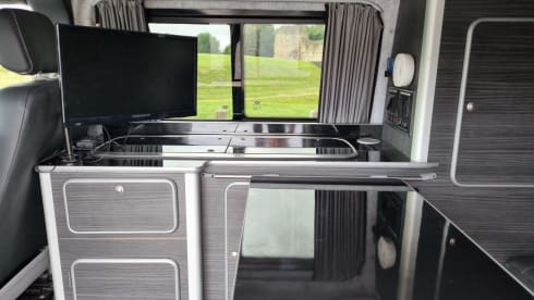 Volkswagen T5 Campervan 