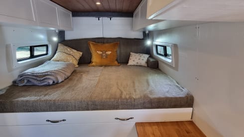 Buzz – 4 berth Mercedes LWB Sprinter - Epic Adventure Van