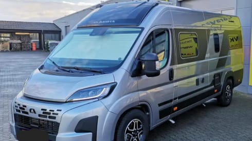 Snoozle II – Adria Twin Max 180 pk Automaat 2025 