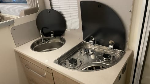 Goose the Galavantor – 6 berth Rimor alcove from 2022