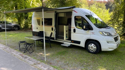 CamperVamos XL – On a nature adventure with the camper.