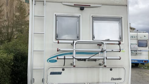 Elnag 2.8 5 beds Ancona