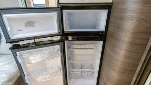 New luxury Integral mobile home Mclouis carat