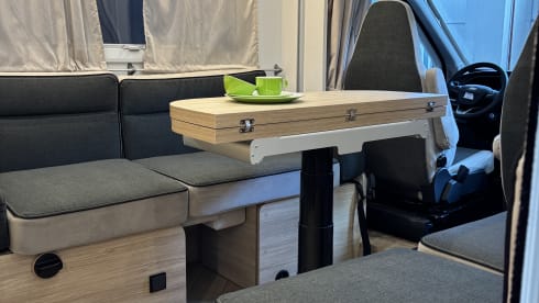 6p Chausson semi-integrated uit 2025