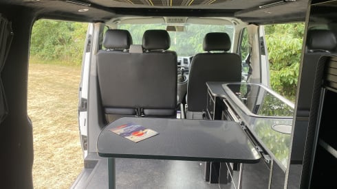 4 berth Volkswagen bus from 2012