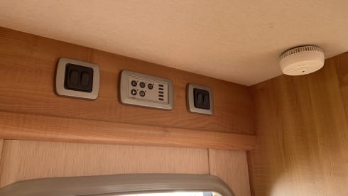 Sunrise  – 6 berth Ford transit tribute