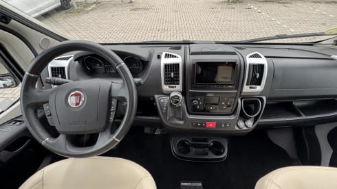 LMC 662 – 4p Dethleffs integral 2014