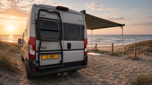 Making Memories 10 – Hymer Free 602 Automatique 2024 avec toit relevable et porte-vélos 4 places