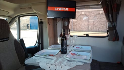 Simply The Best – Modello Swift Camper 4 Posti letto 2017 (Miss Suzi Swift)