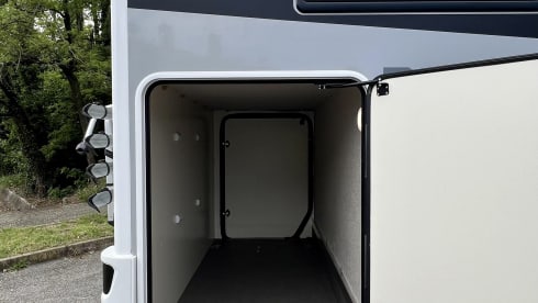 BlackStar – Mclouis MC4 365 5 posti