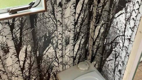 p Mercedes-Benz campervan from 1984