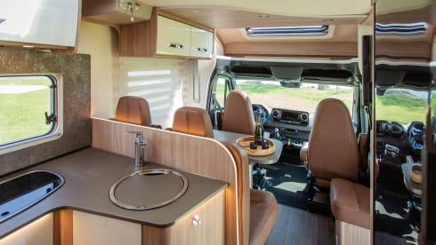 Luxury Bürstner Lyseo (2020) 