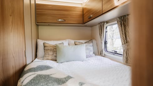 GoCampa – 4 Berth Fully Equipped Motorhome *Insurance included*
