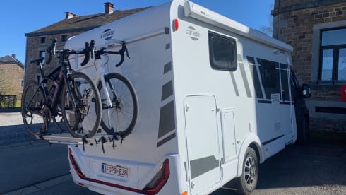 v337 pro – 3p Carado campervan uit 2024