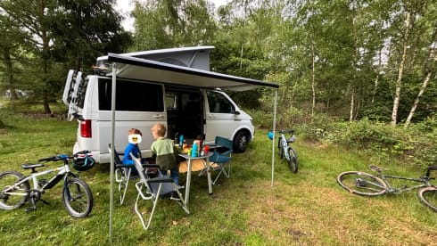 Hedwig: Your Magical Home on Wheels for Unforgettable Adventures