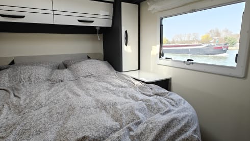 4p McLouis - Avantgarde 379 automatique - construite en 2026