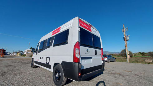 Cliff 600 – Sunlight Cliff 600