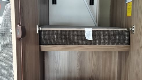 6 berth Swift escape 696 .    