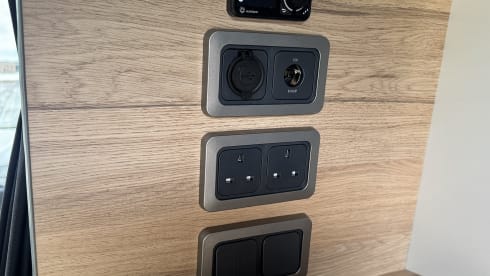 Ben Roamer – 4 berth Volkswagen T6 Campervan Rental Perthshire Scotland