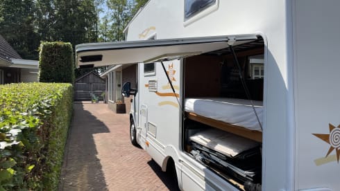Visma Voiture – Cozy camper with bunk bed