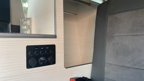 Bobby – 4 berth Toyota campervan