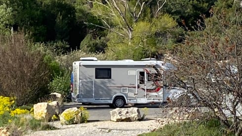 Kwist Bus – Camper 2020 - 4 p with air conditioning in living area - Challenger